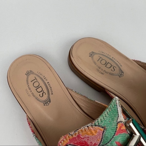 TOD’s Rare Limited Edition Miami Floral Double T Mules - Picture 7 of 7